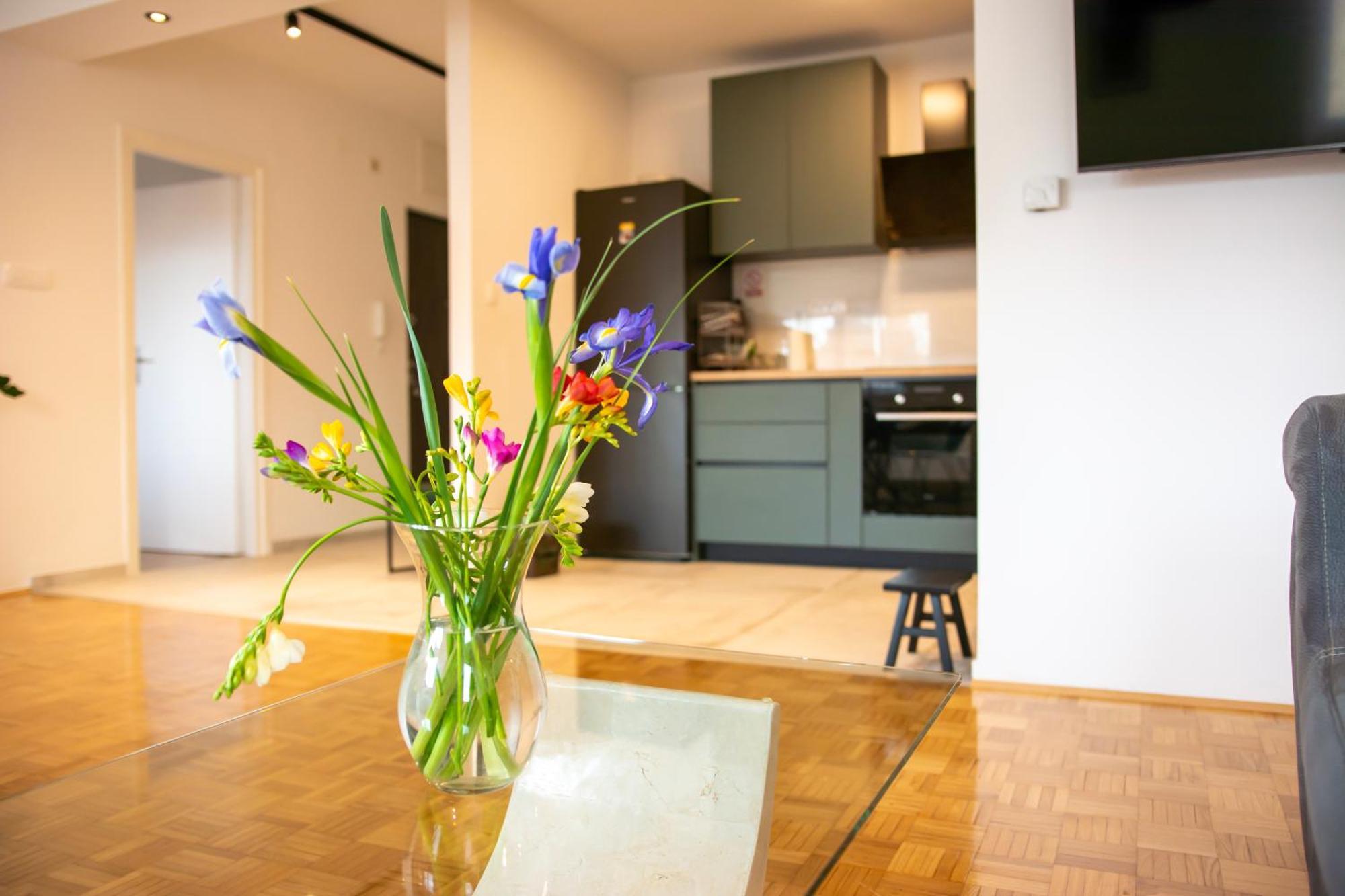 Franceska Apartment *