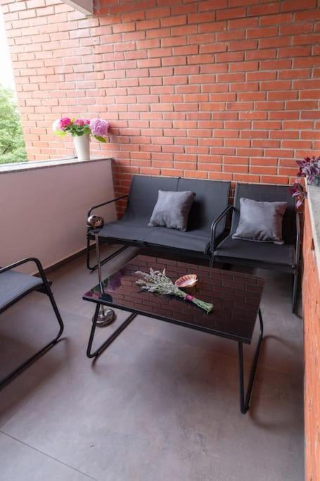 Franceska Apartment *